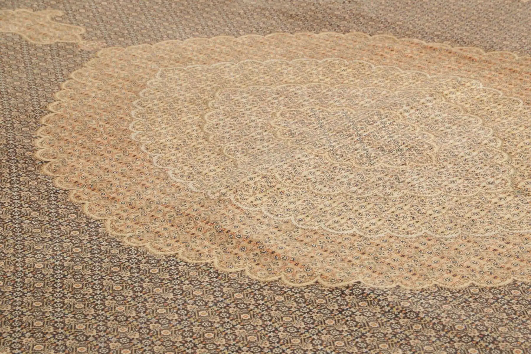 Teppich Täbriz Mahi 50 Übergröße 354x494 cm Handgeknüpft