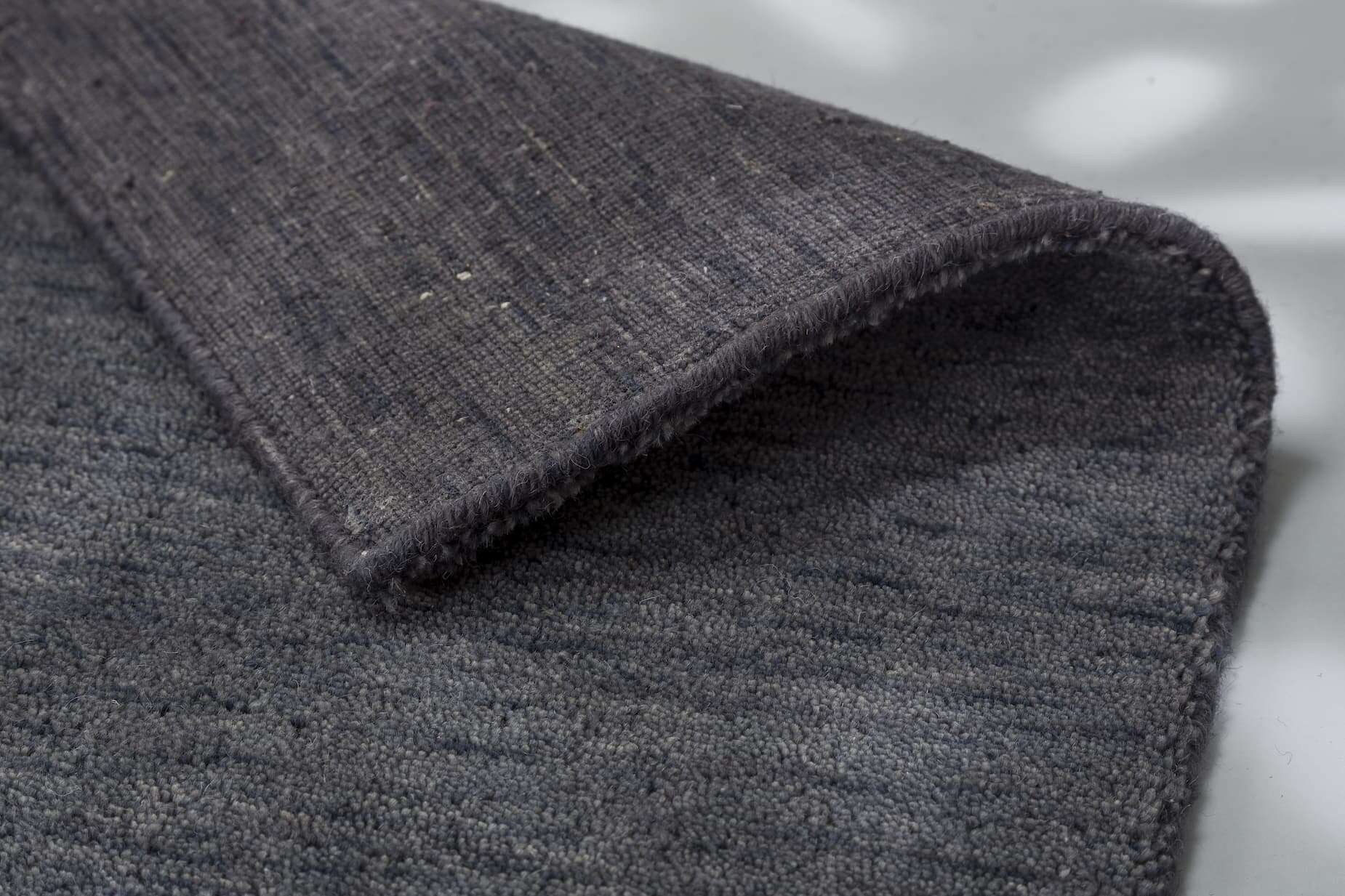 Barolo 6677 handgewebter Teppich aus Wolle