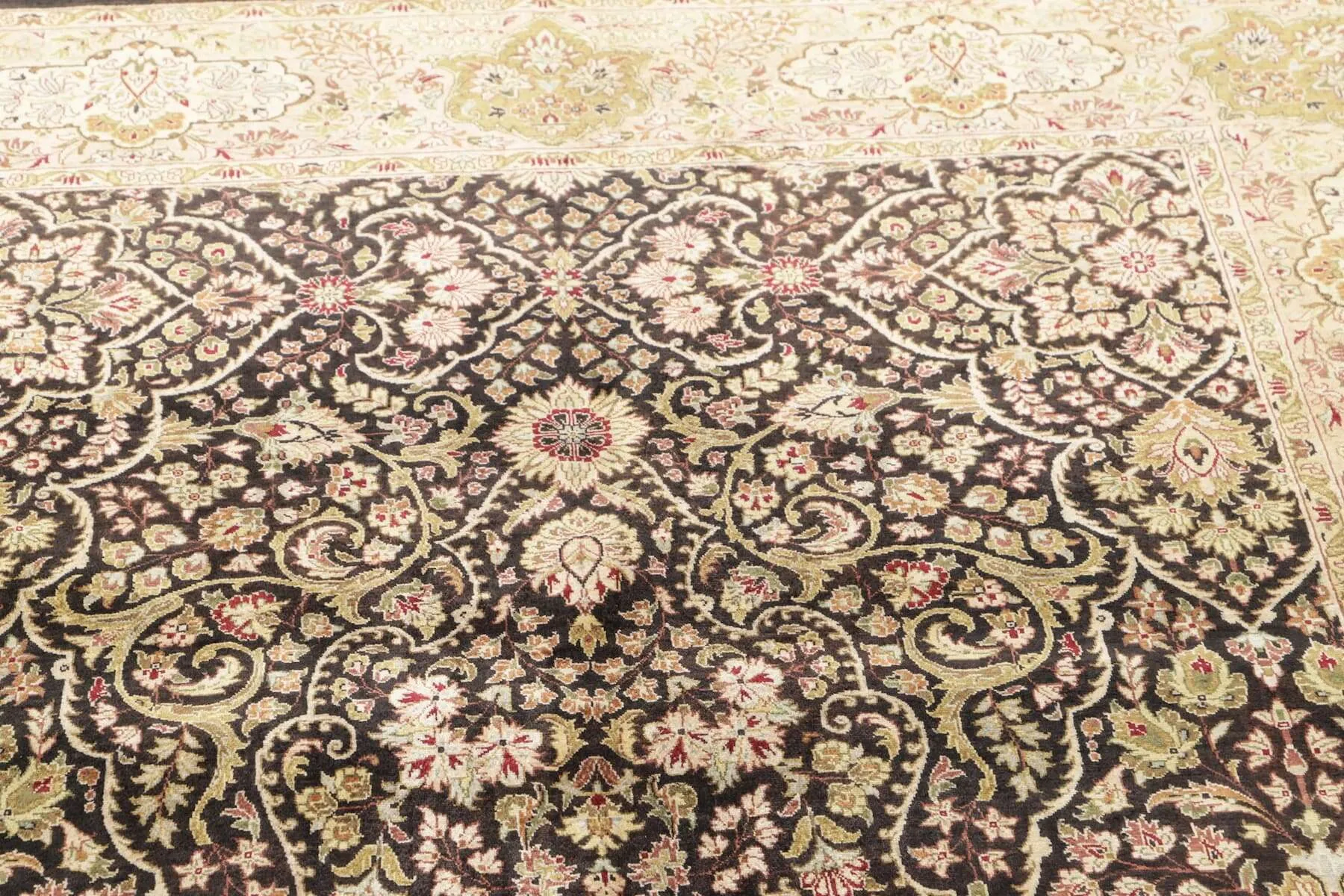 Teppich Pakistan Fein 140x219 cm reine Seide