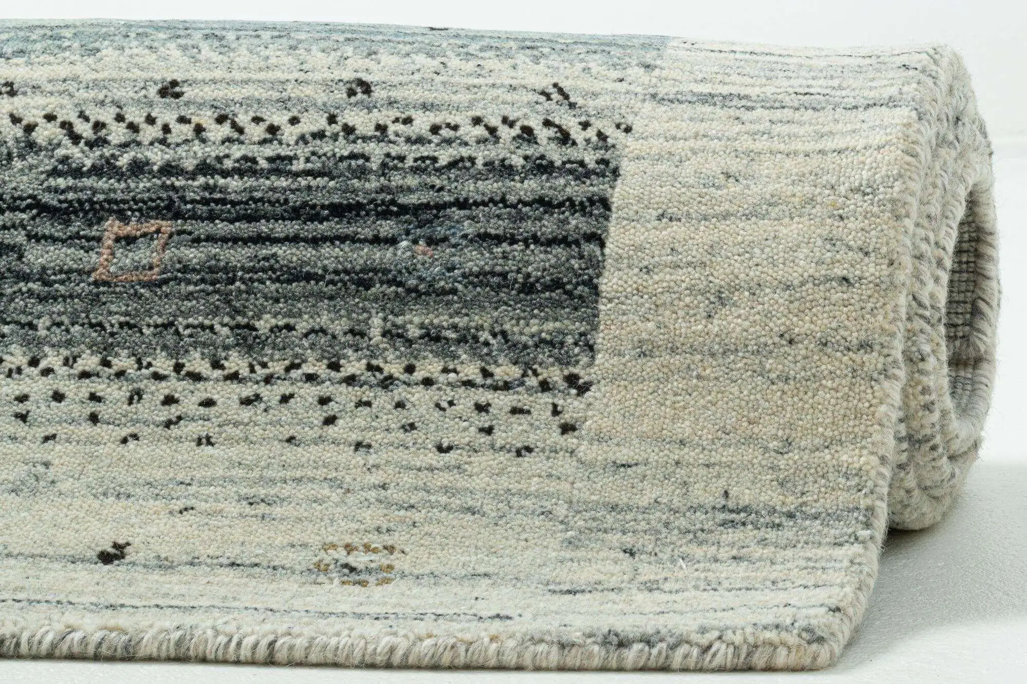 Teppich Handgewebt 160 x 230 cm reine Schurwolle Naturteppiche silber
