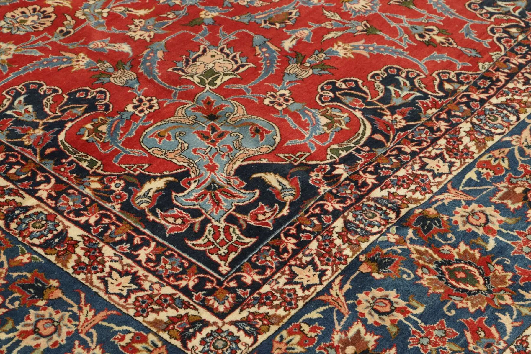 Teppich Isfahan Royal 300x385 cm Orientteppich Persien